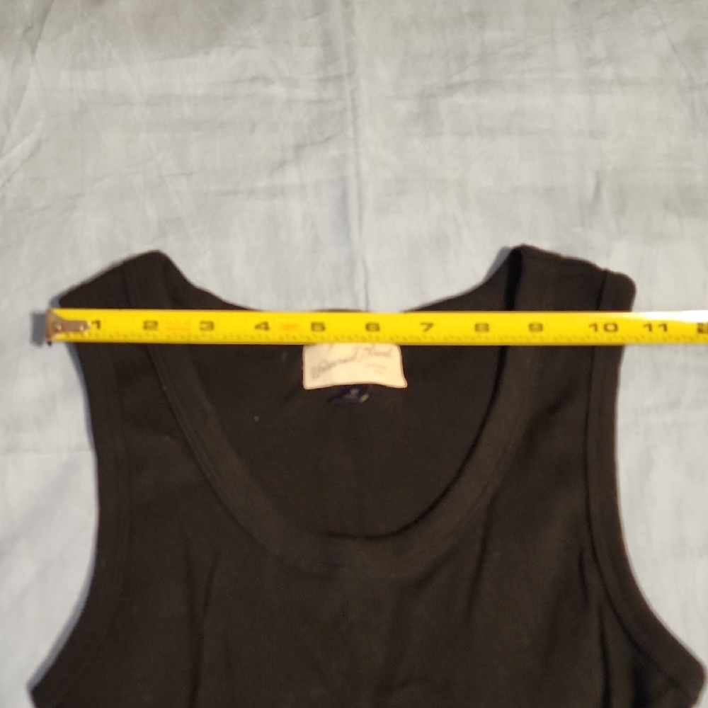 Universal Thread Black Ribbed Tank Top - Picture 4 of 7